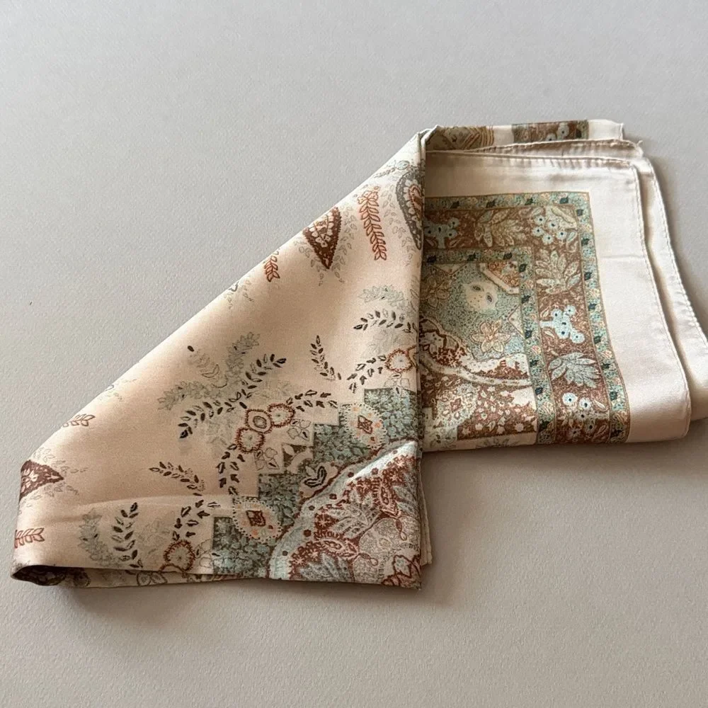 Cream Paisley Scarf in A1575